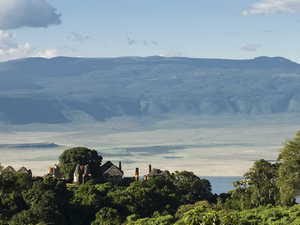 ©Ngorongoro Crater Lodge, Tansania; Kalahari - Afrika Spezial Safaris, Dresden