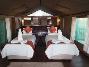 ©Pom Pom Camps, Botswana; Kalahari – Afrika Spezial Safaris, Dresden